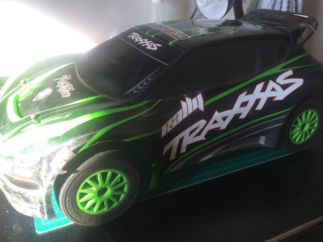 Automodelo Traxxas Rally x4