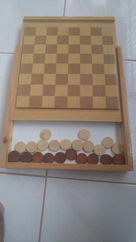 Jogo de dama xadrez
