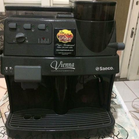 Máquina de café saeco