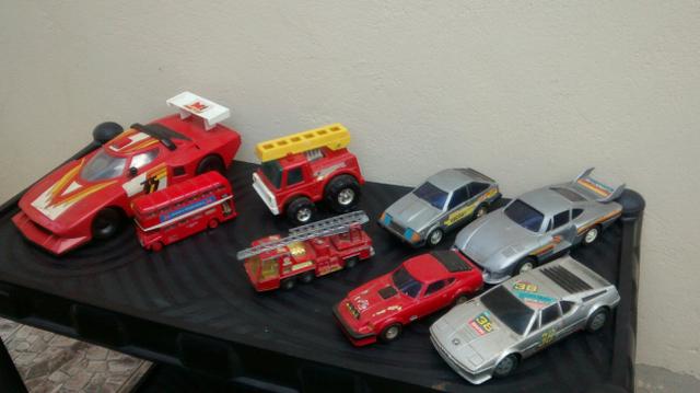 Lote de Brinquedos antigos/ carros