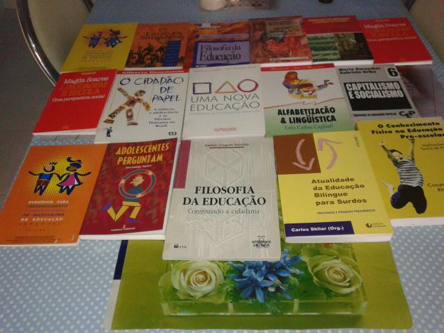 Vários livros pedagógicos Mooca SP
