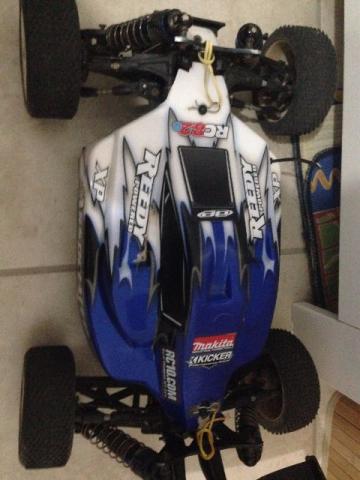Automodelo RC8 Buggy RC