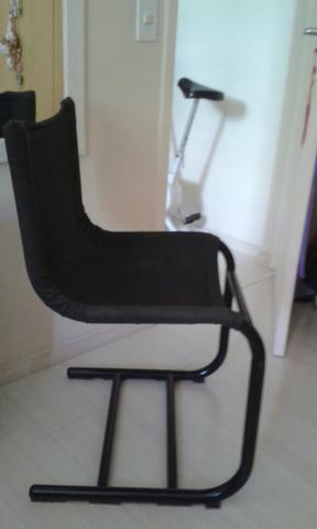 Cadeira de ferro e lona