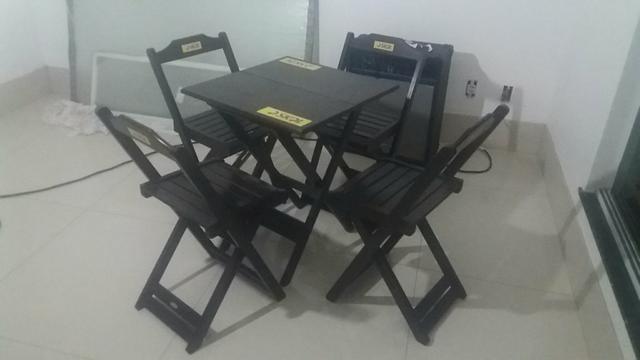Conjunto Mesa e cadeira