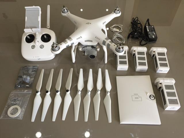 Drone Dji- Phantom 3 Advanced completo com 4 baterias