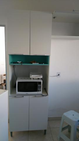 Microondas + 3 armarios de cozinha + guarda roupa