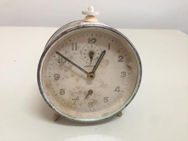 Relógio despertador antigo Junghans (código do produto: