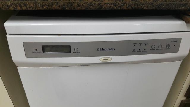 Maquina de lavar louça Eletrolux