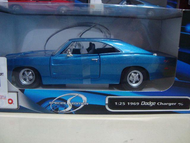 Miniatura Dodge Charger Rt  - Maisto Na Caixa