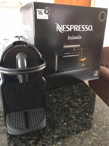Cafeteira elétrica Nespresso Inissia 110vts