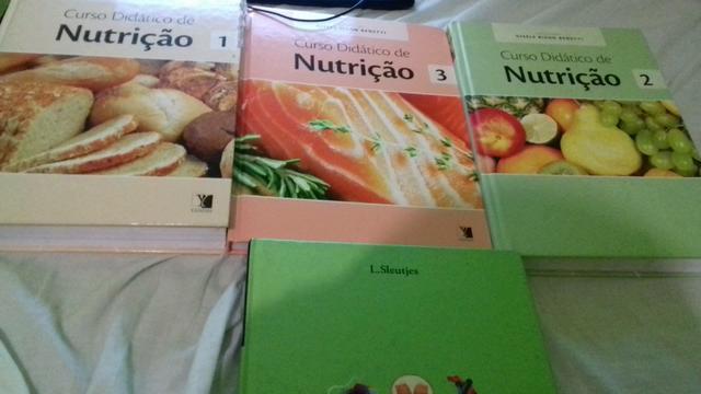 Livros nutrição - Gisele Bizon Benetti (Vols 1, 2 e 3) +