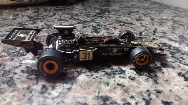 Miniatura Lotus 72 Emerson Fittipaldi