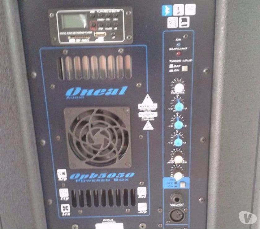 Alugo caixa de som amplificada 600WRMS Tel (