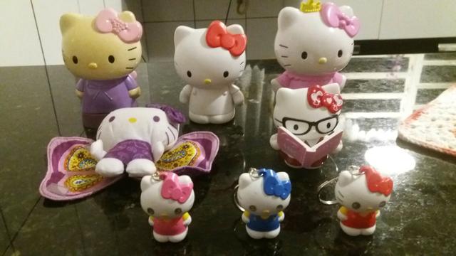 Lote de bonecas Hello Kitty