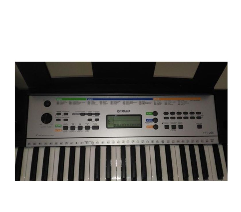 Teclado Musical Yamaha YPT-255 com acessórios