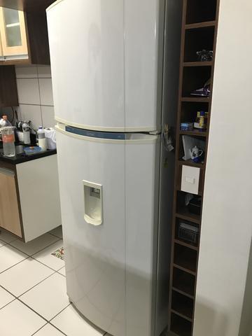 Vendo geladeira Consul 480 litros bem conservada biplex