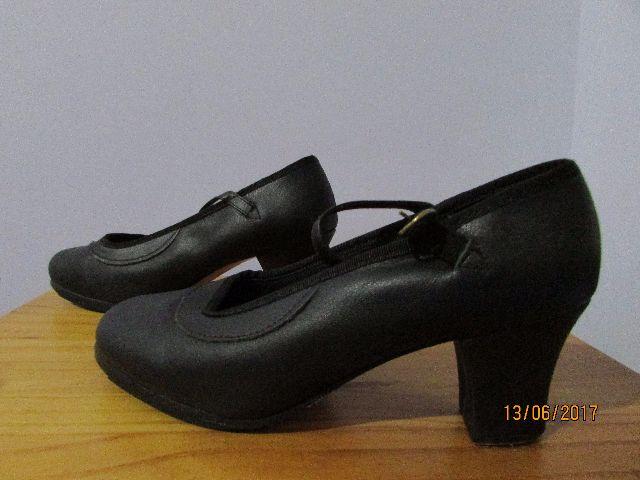 Sapato Capézio para dança flamenca