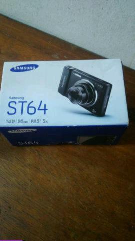 Câmera Samsung st-64