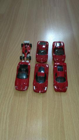 Coleção carrinhos Ferrari
