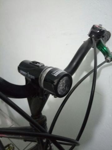 Lanterna Dianteira para bicicleta
