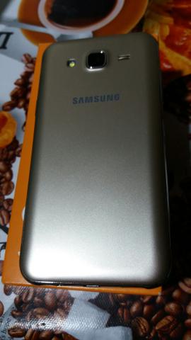 Samsung Galaxy J5 Gold. 16 GB. 4G. Novo nunca usado