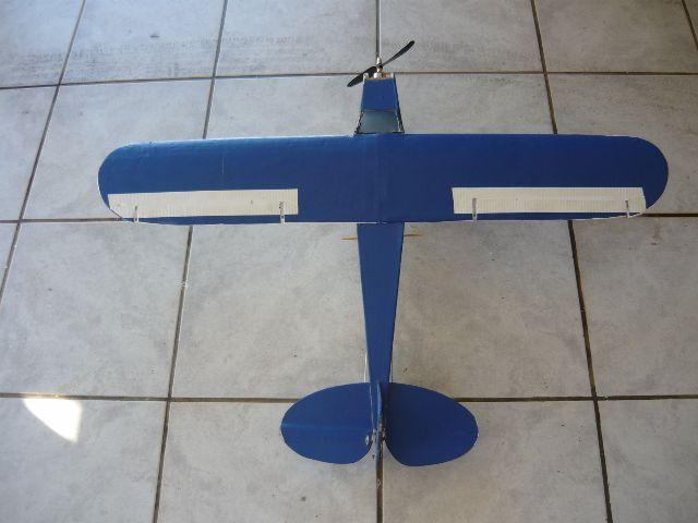 Aeromodelo Piper J3 eltrico