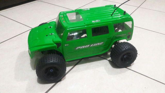 Automodelo Kyosho DST off-road
