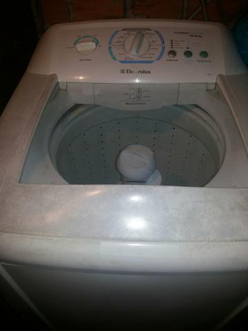 Máquina de lavar Electrolux 12 kg
