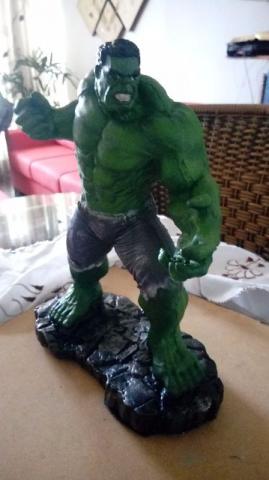 Boneco Hulk Resina 26cm