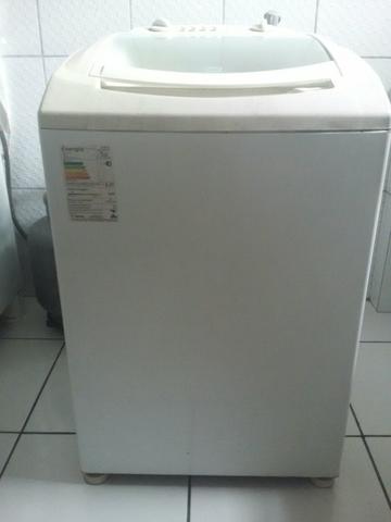 Máquina de lavar e centrifugar