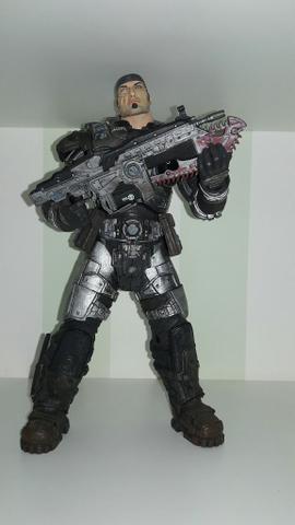 Boneco Marcus Fênix Gears of War 30 Cm action figure