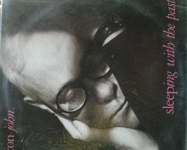 LP Vinil Elton John - Sleeping with the past