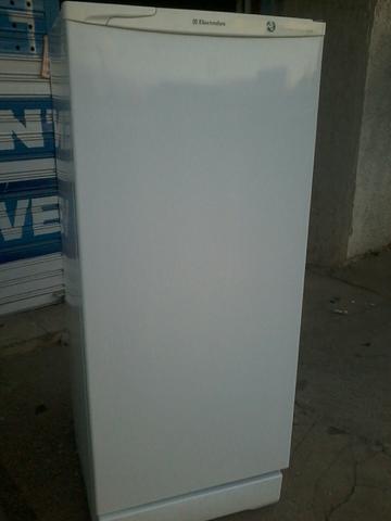 Refrigerador Electrolux 280 litros