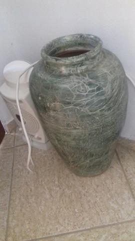 Vaso de cerâmica em DkP