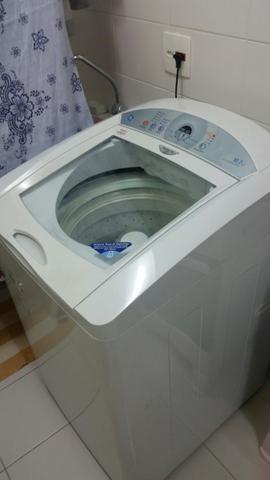 Máquina lavar roupas
