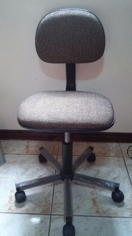 Cadeira Secretária