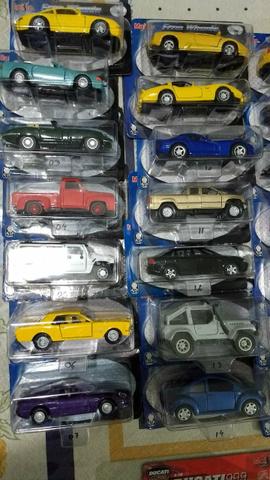 Coleção de Miniaturas carros e motos