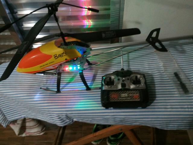 Helicoptero bolon toys