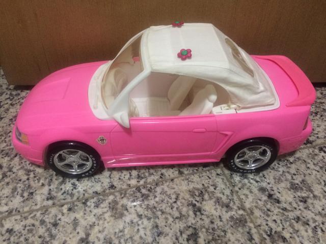 Carro da Barbie antigo