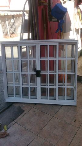 Porta e janela de alumínio branco