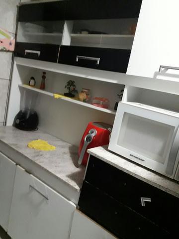 Armário compacto de cozinha