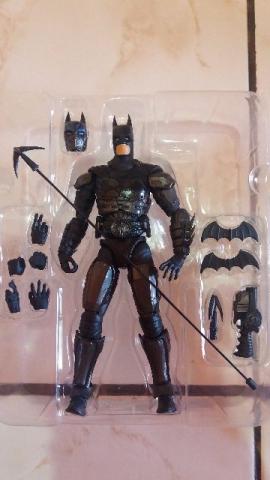 Dcs 100 Batman Injustice Pvc Action Figure Collectible