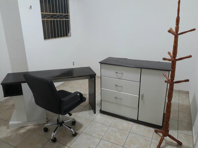 Conjunto Cadeira + Escrivaninha + Cômoda + Mancebo