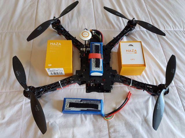 Drone Quadricóptero TBS + Controladora DJI Naza M V2 + GPS