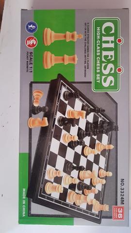 Jogo de xadrez Magnético Presente Barato