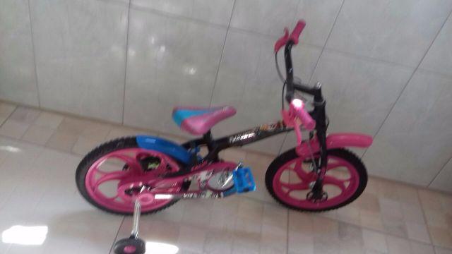 Bicicleta Monster High