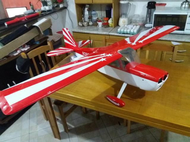Aeromodelo Super Decathlon 40