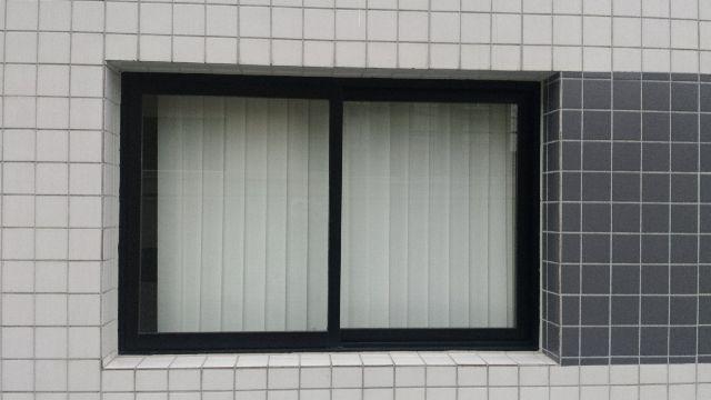 Conjunto de janelas em alumínio