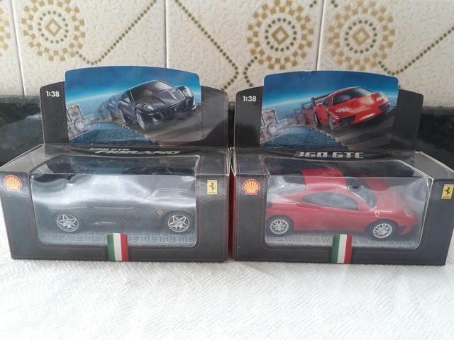 Carrinhos Ferrari coleção posto shell