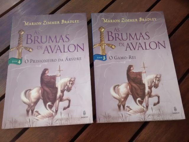 Livro As Brumas de Avalon (Praticamente Novos)